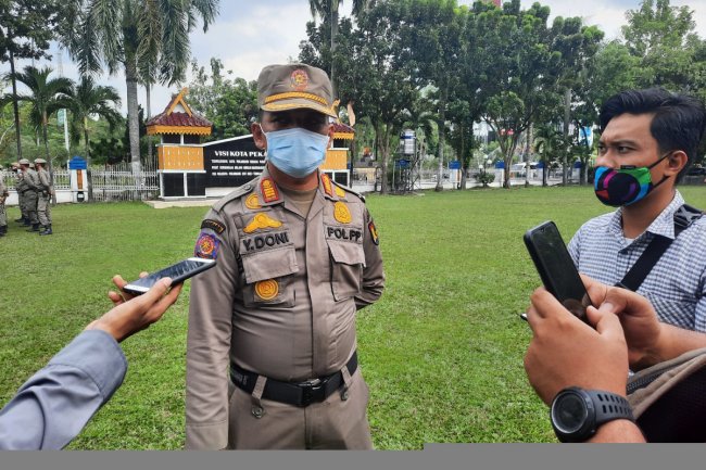 Terjunkan Puluhan Personel, Satpol PP Kembali Tertibkan PKL di Tiga Lokasi
