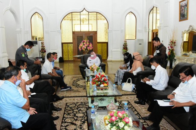 Kasmarni Terima Audiensi dan Ramah Tamah Dari Forum Komunikasi Panti Asuhan