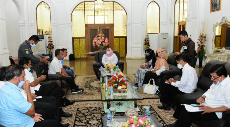 Kasmarni Terima Audiensi dan Ramah Tamah Dari Forum Komunikasi Panti Asuhan