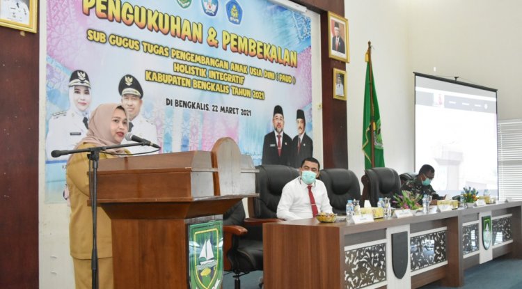 Bupati Kasmarni Minta Pengurus PAUD Holistik Integratif Optimal Wujudkan Generasi Berakhlak