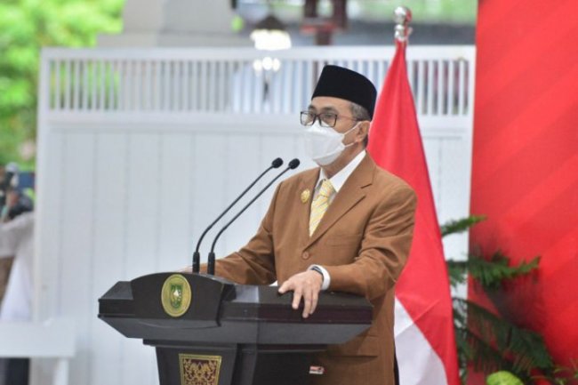 Hormati Pahlawan yang Gugur Dalam Tragedi KRI Nanggala 402, Gubri Heningkan Cipta