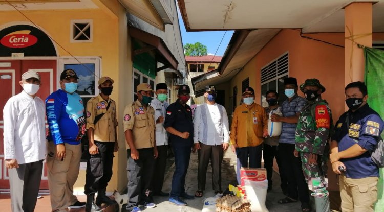 Dinsos Pekanbaru Salurkan Bantuan Bagi Korban Banjir