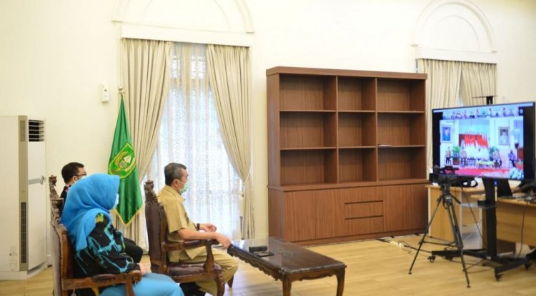 Gubri Hadiri Pembukaan Musrenbangnas 2021 Secara Virtual