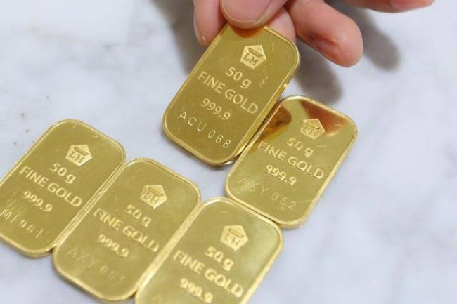 Harga Emas Antam Hari Ini Masih Diposisi Rp960.000 per Gram