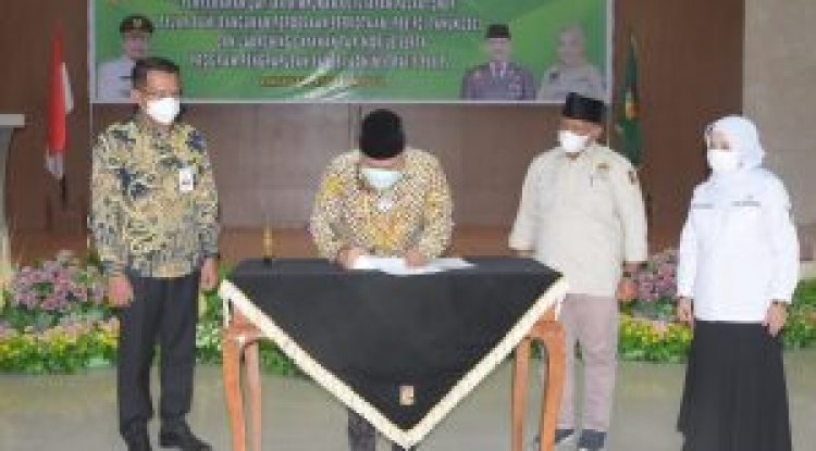 Bupati Kampar Lounching Tax Mobile Sekaligus Serahkan Daftar Himpunan Ketetapan Pajak