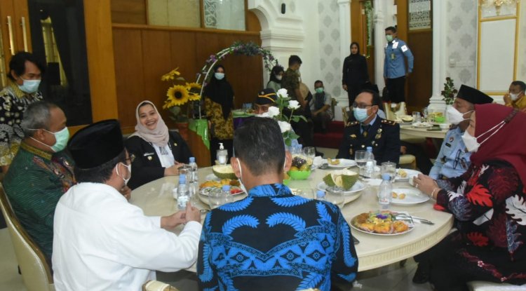 Bupati Kasmarni Jamu Makan Siang Kakanwil Kemenkumham Riau, Selamat Datang di Negeri Junjungan