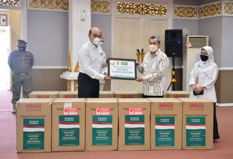 Gubernur Riau : Kami Siap Kirim ke Daerah terpencil Terkait Terima bantuan Oxygen Concentrator,