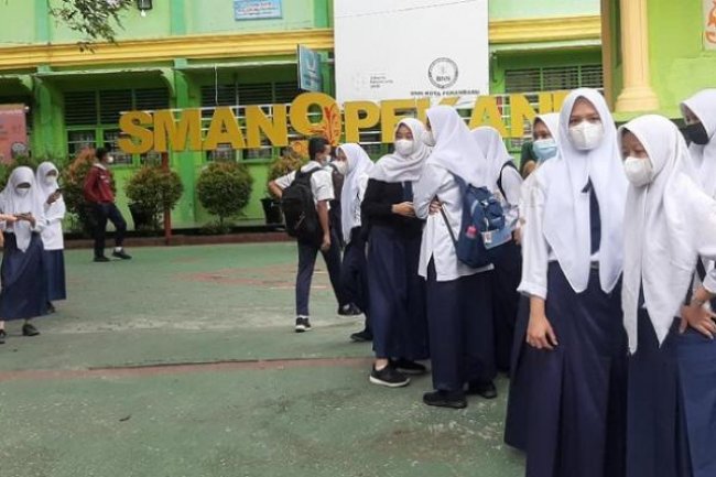 Sekolah Tatap Muka Dimulai di Pekanbaru, Jam Belajar Dibagi 2 Sesi