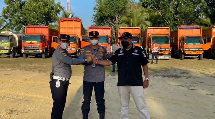 Razia di Kuansing, Tim Gabungan Kandangkan 11 Truk ODOL