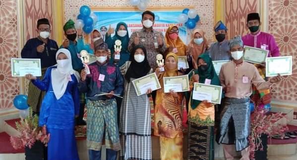 TP PKK Kecamatan Bantan Sukses Laksanakan Lomba Berbalas Pantun