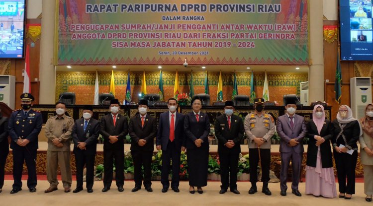 Sampaikan Pidato Pada Sidang Paripurna DPRD, Irjen Agung Setia : Terimakasih Masyarakat Riau.