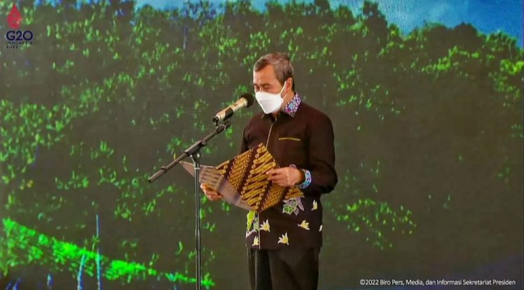 Melalui Syamsuar mewakili 9 Gubernur Bacakan Komitmen Penyelamatan Mangrove di HPN Kendari