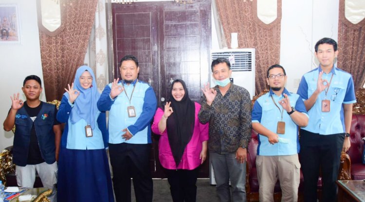 Dukung Sensus Penduduk 2020 lanjutan, Bupati Kasmarni Berikan Data Kependudukan