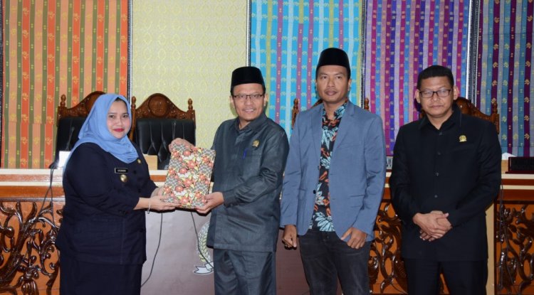 Bupati Kasmarni Serahkan Rancangan KUA-PPAS Kabupaten Bengkalis T.A 2023