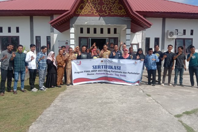Fortukindo Lakukan Sertifikasi Pemandu Wisata Desa Bukit Batu