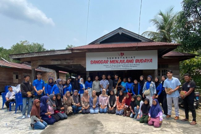 Mahasiswa D4 Bispro Polbeng Gelar Field Study