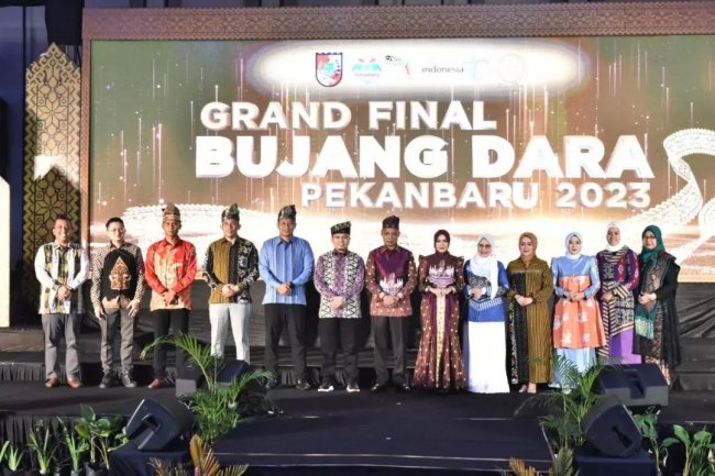 M Sabarudi Ketua DPRD Pekanbaru   Hadiri Malam Puncak Pemilihan Bujang Dara Pekanbaru 2023
