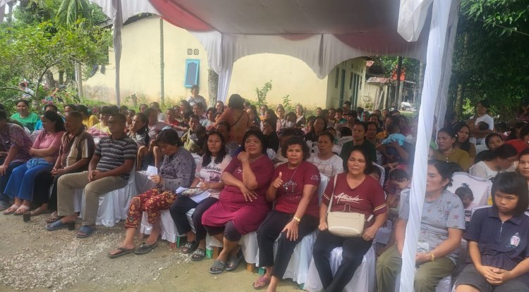 Dapot Sinaga Laksanakan Penyebarluasan Perda di Jalan Saudara, Sri Meranti