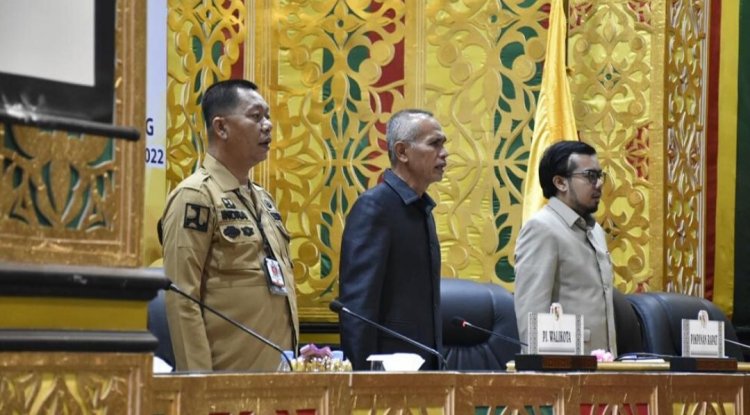 Rapat Paripurna DPRD Pekanbaru Terkait Penyelenggaraan Angkutan Massal di Pekanbaru