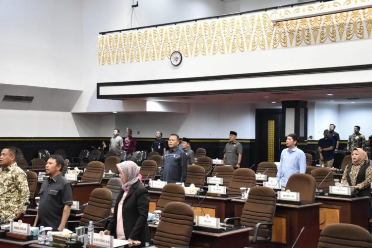 DPRD Gelar Paripurna Keputusan Pimpinan DPRD Terhadap Hasil Evaluasi Gubernur Riau
