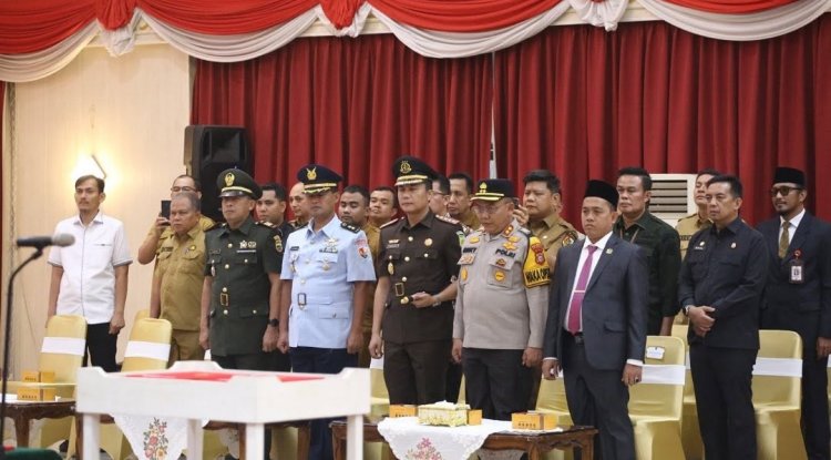  Ketua DPRD Pekanbaru Mengapresisi atas Pelantikan Roni Rakhmat: Perkuat Sinergi Antar Seluruh Kalangan