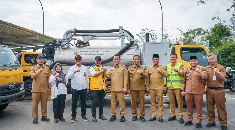 Pemko Pekanbaru Terima Hibah Peralatan IPAL Senilai Rp7,9 Miliar, Wako Agung Ucapkan Terimakasih ke Menteri PUPR