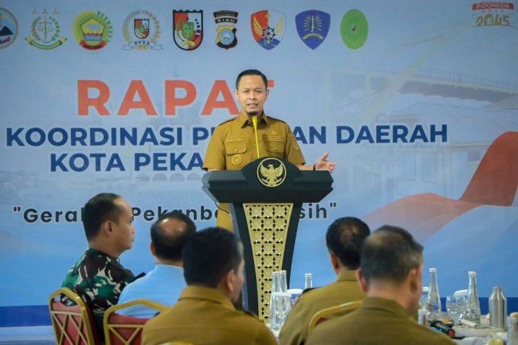 Catatan Cemerlang Kerja Nyata Agung-Markarius, Genjot Infrastruktur dan Bereskan Utang Daerah
